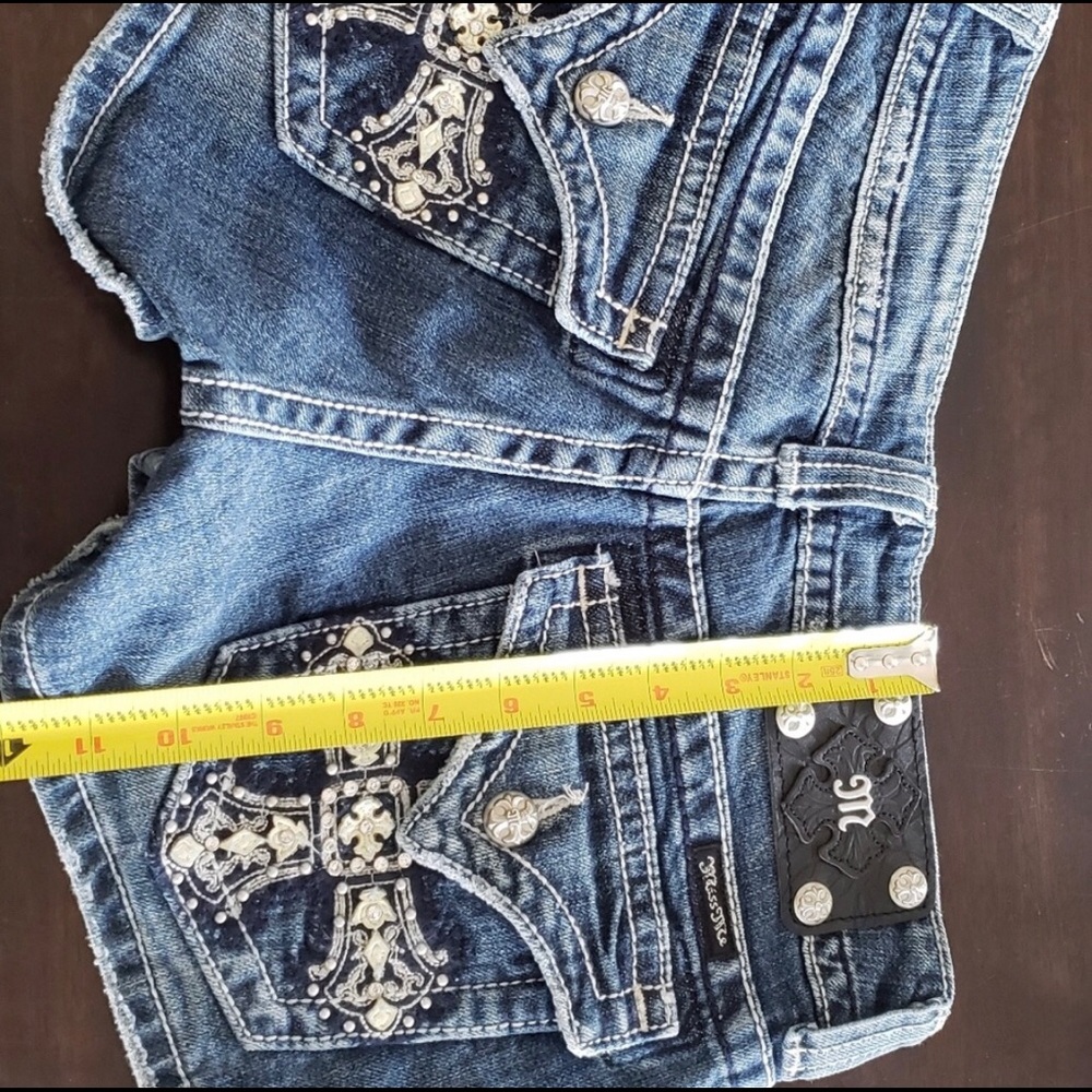 Miss me shorts size 27